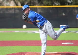 Padres claim Atherton again