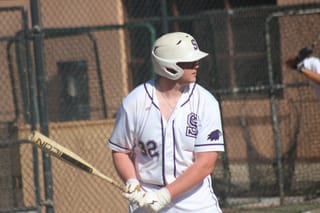 Sequoia tops Carlmont in Bay showdown